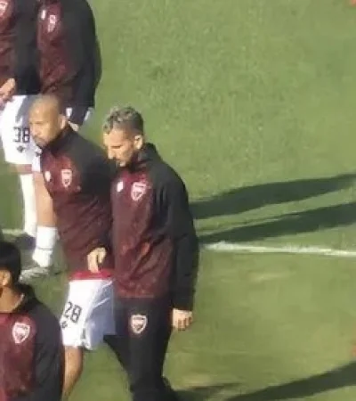 Darío Benedetto firmó como arquero suplente luego de que Newells viajara sin Navas/ Fuente: X