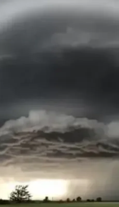 Desde la semana pasada el anuncio de la ciclogénesis sobre Argentina viene siendo seguido por los servicios del estado del tiempo.