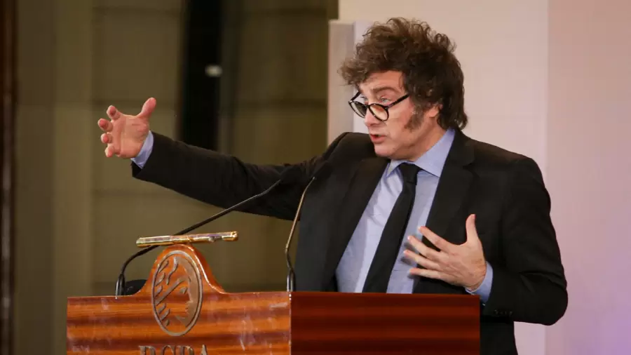 "El oficialismo propuso una comisión para discutirreformas estructurales en materia previsional. Pero la oposición no acompañó" (M. Llano)