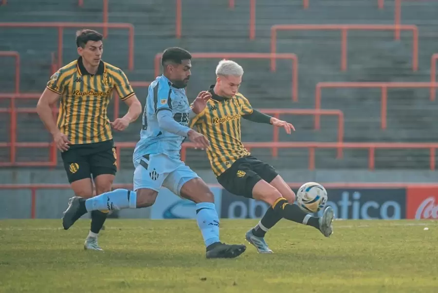 Aldosivi y Central Córdoba en un aburrido empate.