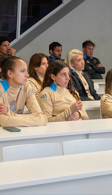 El plantel femenino antes de su viaje a Quito