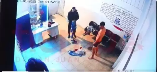 Golpiza a un detenido en San Juan.