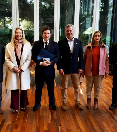 Milei se reunió con los representantes de la Mesa de Enlace.