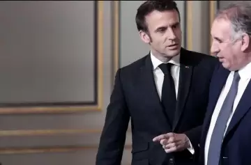 Motosierra gala: el gobierno presentó un paquete de drásticos recortes del gasto público