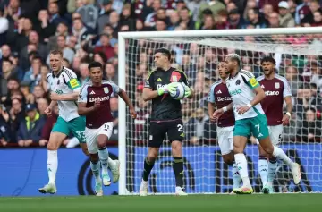 Manchester United insiste por "Dibu" Martínez: ¿fichaje récord a la vista?