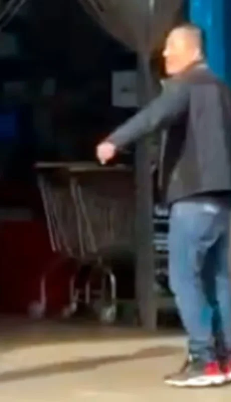 Video: una discusión por una botella de agua terminó en brutal pelea