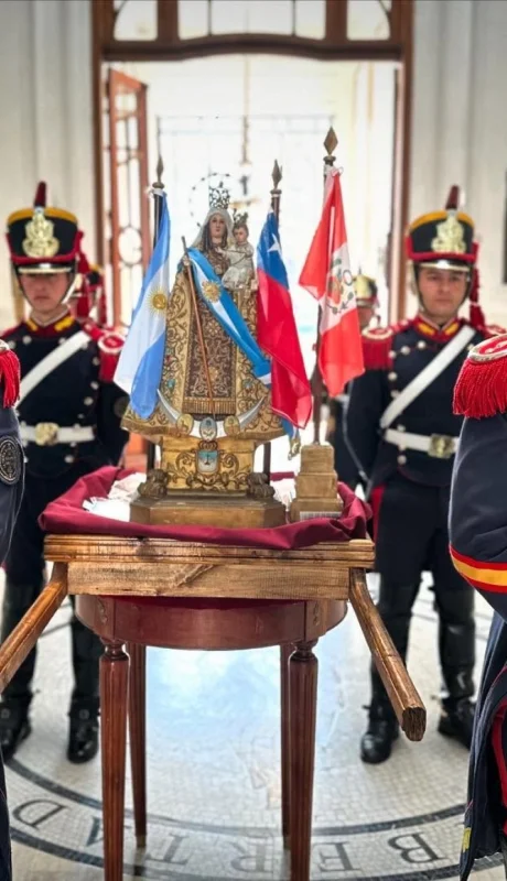 Custodia de la Virgen del Carmen.