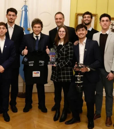 Milei con los estudiantes