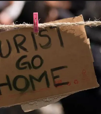 El fenómeno de desplazamiento de comunidades de escasos recursos por proyectos inmobiliarios crece rápidamente.