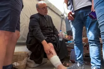 Un sacerdote argentino, entre los heridos por un ataque de Israel en Gaza