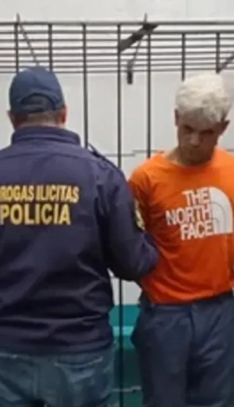 El preso protagonizó una fuga de película de una sala de audiencias. (Foto: web)