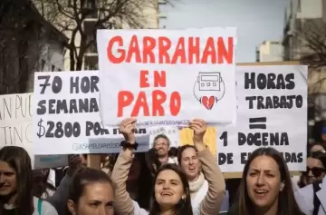Hospital Garrahan: trabajadores, médicos y residentes marchan a Plaza de Mayo
