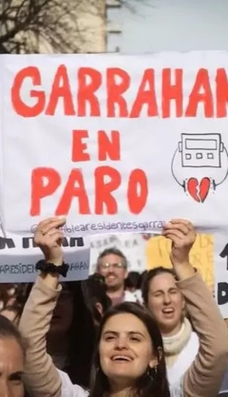 Este jueves profesionales del Hospital Garrahan se movilizarán desde el Congreso hacia Plaza de Mayo en reclamo salarial.