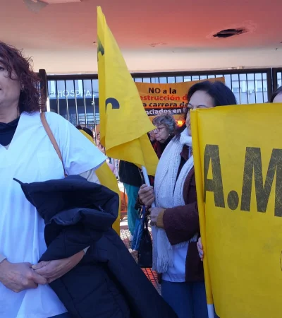 Médica Marcela Mora de AMPROS.