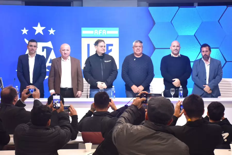 Claudio Tapia estuvo junto a Javier Alonso, Ministro de Seguridad de la Provincia de BsAs,