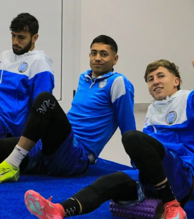 El Tomba recibe a Sarmiento.