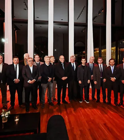 Ocho gobernadores coincidieron con Francos en el cóctel inaugural de La Rural.