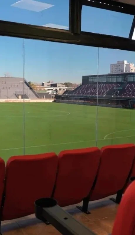 Barracas Central y su renovado estadio.