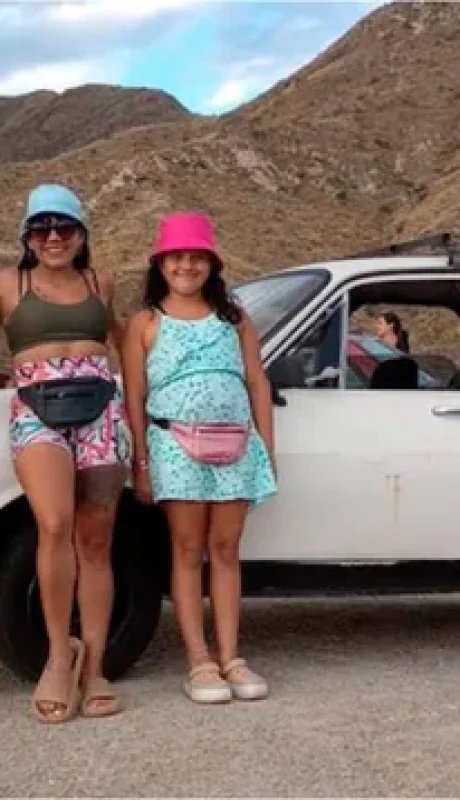 La familia en su Renault 12