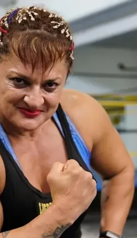 Alejandra "Locomotora" Oliveras