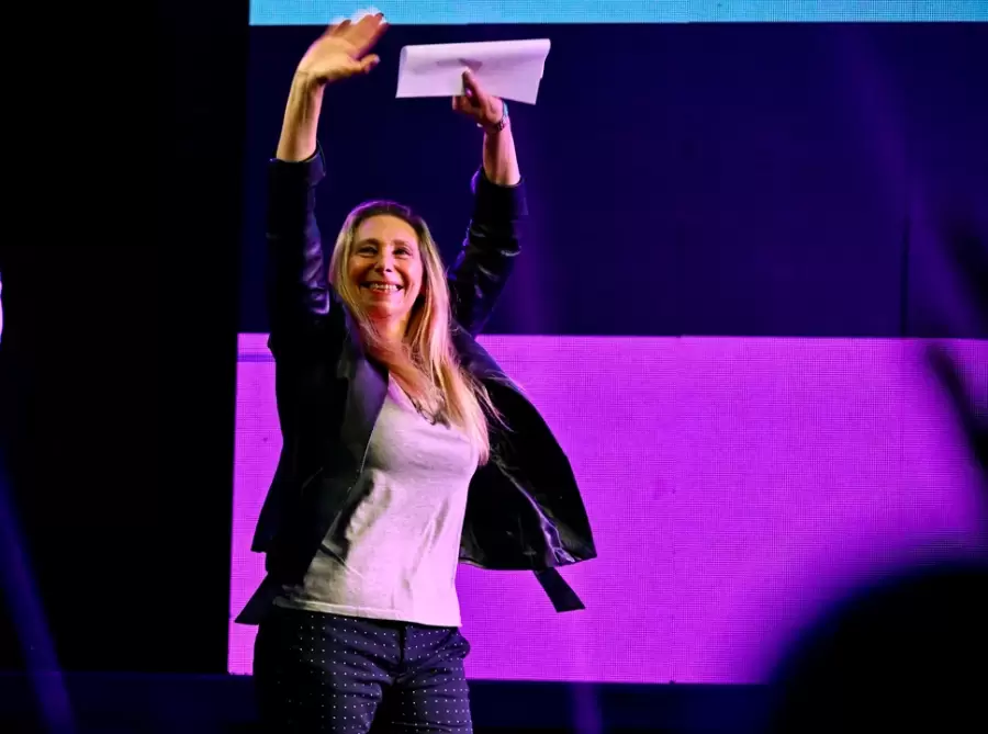 Karina con el poder de armar políticas