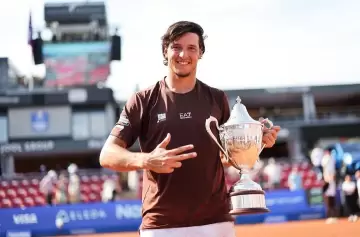 Darderi, campeón en Bastad: el tenista italo-argentino conquista su tercer título ATP