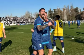 Se terminó el invicto en el Legrotaglie: el Lobo cayó ante Temperley y se complicó
