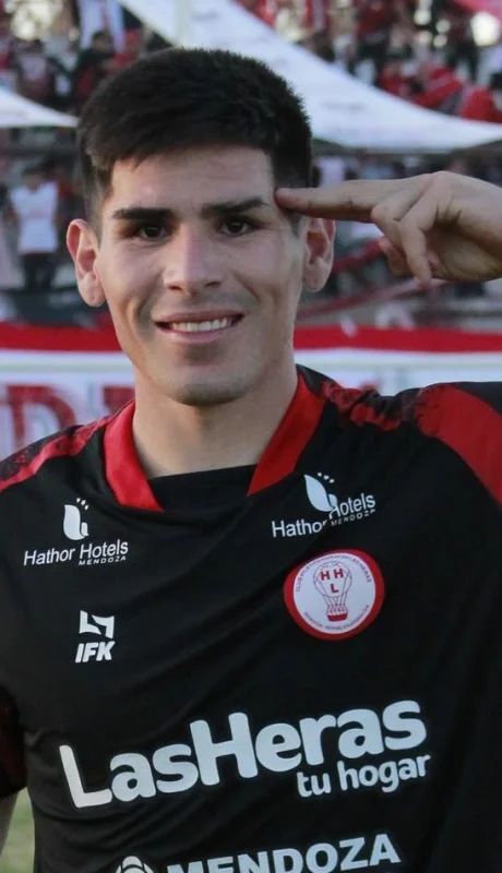 Lucero marcó para el Globito