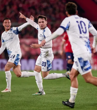 Talleres le ganó a Independiente.