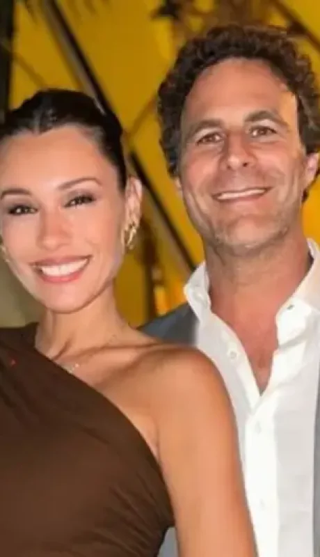 Un anillo, distancia y una decisión.