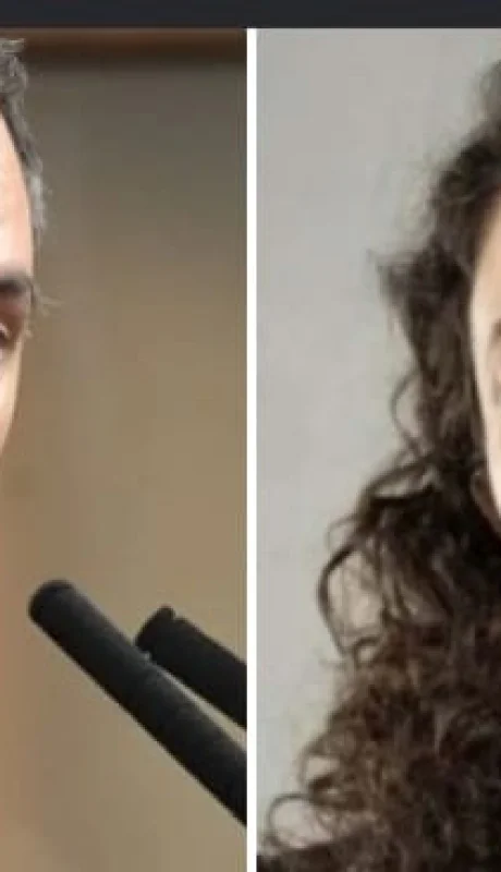 Manuel Adorni y Julia Mengolini.