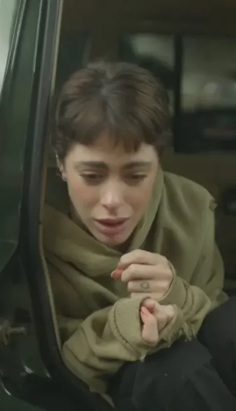 Tini Stoessel en la serie Quebranto.