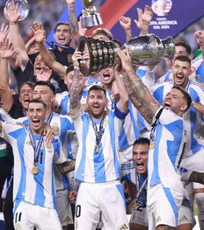 Argentina, actual campeona de la Finalissima volverá a jugar la final, en este caso ante España/ Fuente: X