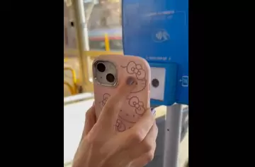 Influencers mendocinas te enseñan como gastar lo menos posible en el colectivo