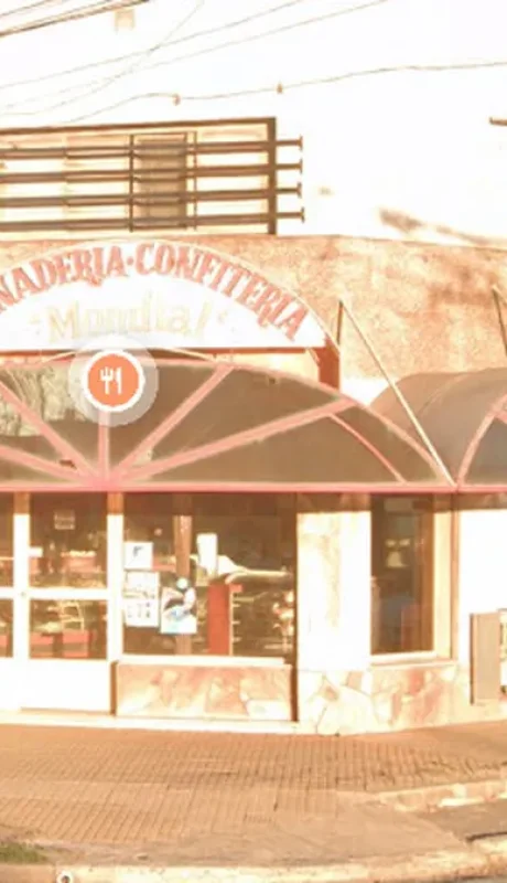 El homicidio fue cometido en el piso superior de esta panadería. (Foto: web)