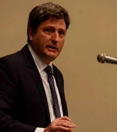 Eduardo Bustamante dejó su cargo como vicecanciller.