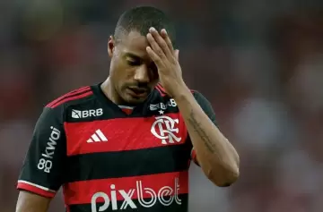 Nicolás De la Cruz: ¿Fin de carrera en Flamengo? audio revela lesión crónica e "Irreparable"