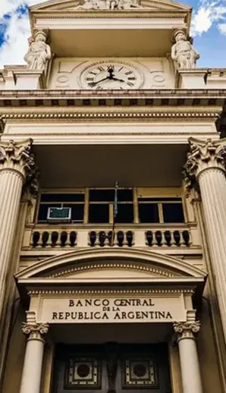 La eliminación de las LEFI liberó miles de millones de pesos que no encontraron destino y dispararon la tasa de interés.