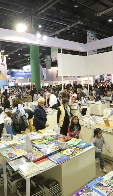 Llamado abierto para escritores y editoriales, rumbo a la Feria del Libro 2025.