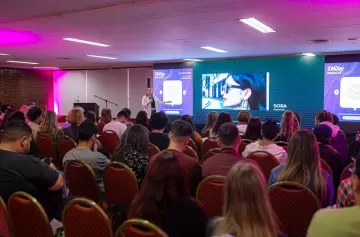 Redes, tendencias, IA y futuro digital en el Social Media Day en Mendoza