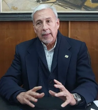 El Rector de la Universidad Maza, Daniel Miranda.