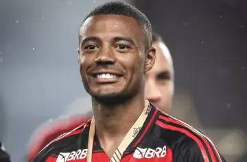 De La Cruz desmiente lesiones crónicas en Flamengo: ¿guerra con el médico del club?
