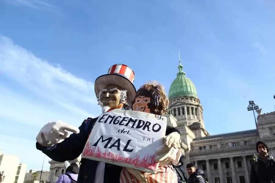 La marcha comenzó en el Congreso Nacional, y tiene como llegada la Plaza de Mayo.