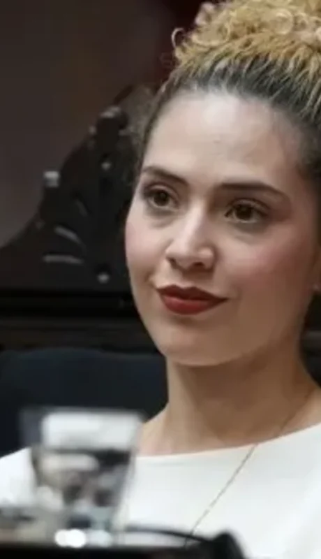 La polémica Lourdes Arrieta ahora en el bloque de Transformación/