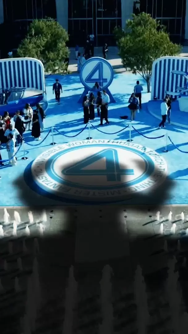 Toma desde la perspectiva de Galactus.