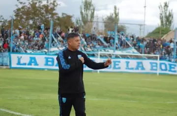 Jofré dejó de ser el DT de Gutiérrez: "Fue muy difícil todo"