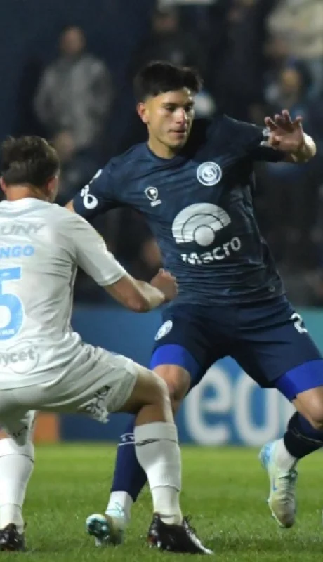 Duro encuentro en el Gargantini.