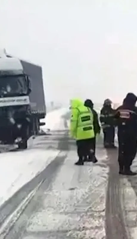 Accidente de auto sobre la Ruta Nacional 151/ Fuente: X