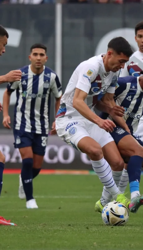 Godoy Cruz empató ante Talleres de Córdoba.