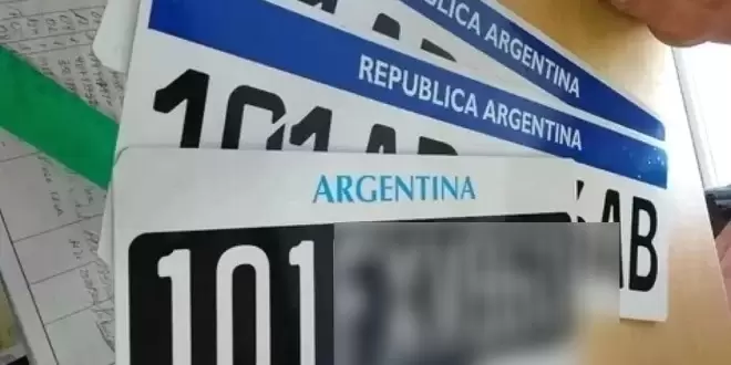 Aseguran que se normalizará en septiembre la entrega de las chapas patentes/ Fuente: Web